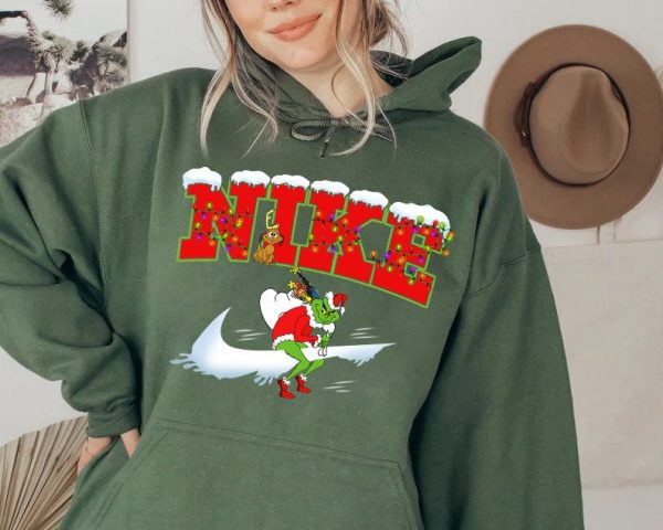 Funny Grinch’s Xmas 2022 Crewneck Sweatshirt Hoodie Shirt