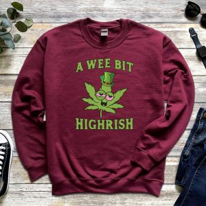 Lucky Shamrock A Wee Bit Highrish Irish Sweatshirt 5