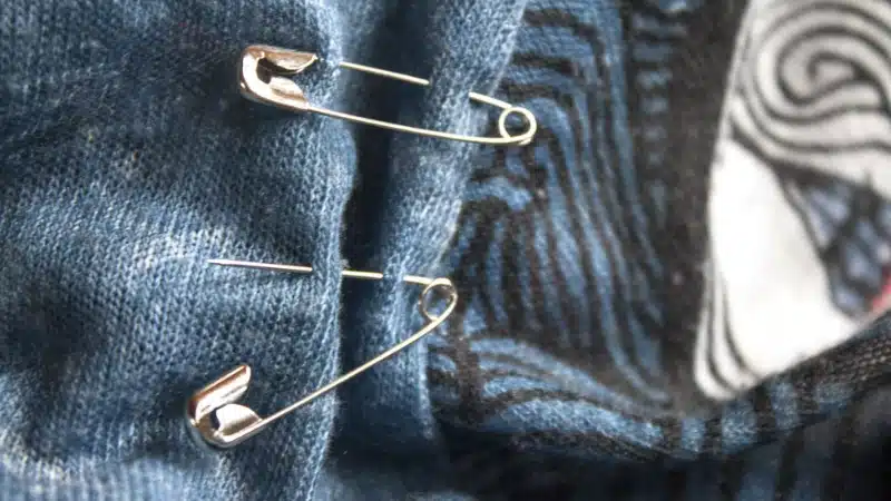 safety pin jewelry