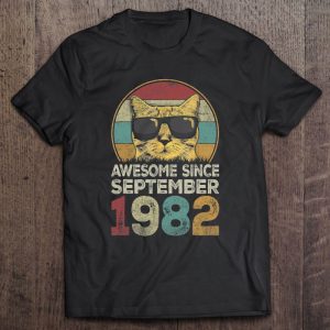 Awesome Since September 1982 40Th Birthday Gifts Cat Lovers