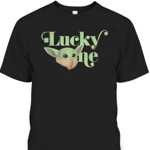 Baby Yoda Star Wars St Patrick’s Day The Mandalorian Lucky Me T-Shirt