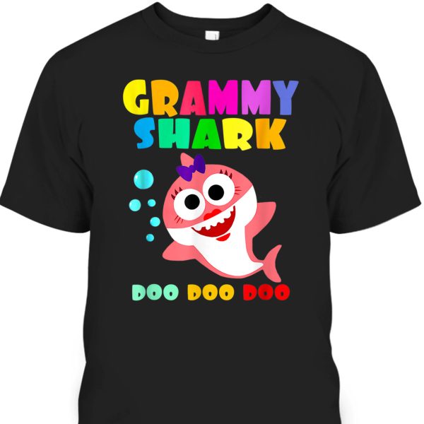 Funny Mother’s Day T-Shirt Grammy Shark Doo Doo Doo