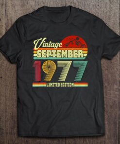 Vintage 45Th Birthday Awesome Since September 1977 Birthday 1