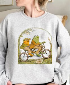 Frog And Toad Cottagecore Crewneck Sweatshirt 3 Frog And Toad Cottagecore Crewneck Sweatshirt 4