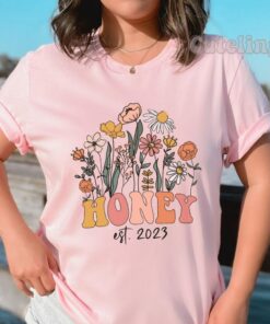 Honey Est 2023 Wildflowers Grandma Pregnancy Announcement Shirt 4 Honey Est 2023 Wildflowers Grandma Pregnancy Announcement Shirt 5