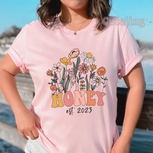 Honey Est 2023 Wildflowers Grandma Pregnancy Announcement Shirt 5