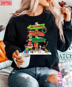 Im A Grinchaholic Christmas 2022 Grinch T Shirt Sweatshirt Hoodie 1