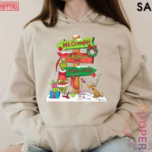 Im A Grinchaholic Christmas 2022 Grinch T Shirt Sweatshirt Hoodie 4