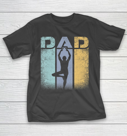 Father gift shirt Vintage Retro color Dad Yoga Player man lovers sports T Shirt T-Shirt