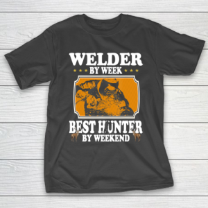 Father gift shirt Vintage Welder by week best Hunter by weekend gifts father T Shirt T-Shirt