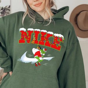 Funny Grinch’s Xmas 2022 Crewneck Sweatshirt Hoodie Shirt