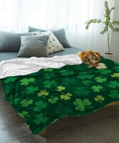 Green Four Leaf Clover StPatricks Day Blanket 1