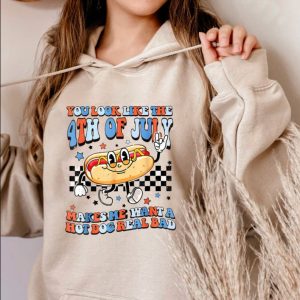 Makes Me Want A Hot Dog Real Bad 4th July Patriotic Shirt 4