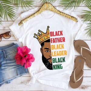 Mens Strong Black King African American Natural Afro T Shirt