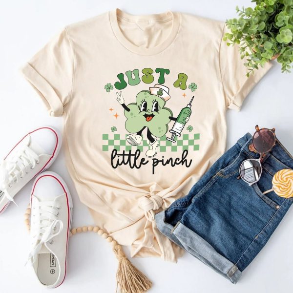 Nurse St. Patrick’s Day Just A Little Pinch RN L&ampD Phlebotomist Shirt