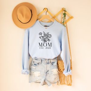 Personalized Mom Est. Mothers Day Mommy T Shirt