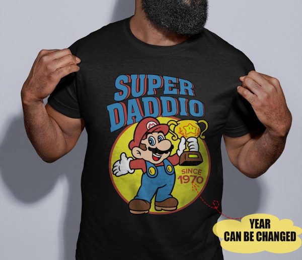 Personalized Vintage Super Daddio Since 1970 Birthday’s Dad Shirt