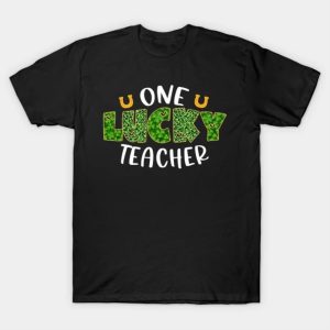 Leopard One Lucky Teacher Horseshoe And Lucky Shamrock Happy Patrick’s Day shirt