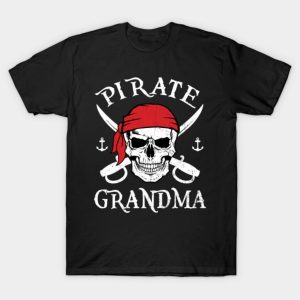 Pirate Grandma Skull Halloween T-shirt