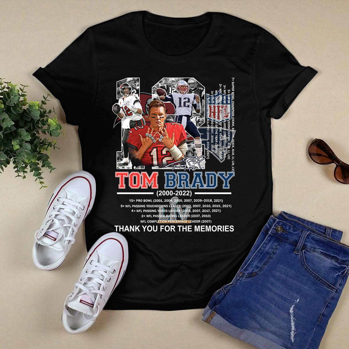 12 Tom Brady 2000 2022 Thank You For The Memories Signatures T-Shirt