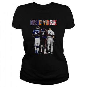 Awesome New York Sports Teams New York Yankees New York Knicks New York Giants T-Shirt