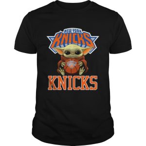 Baby Yoda Hug New York Knicks shirt