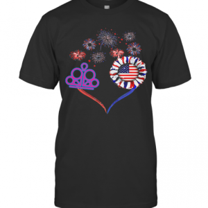 Love Queen Firework America 4Th Of July Independence Day T-Shirt