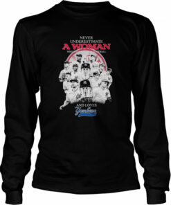 never underestimate a Woman who understands football and loves New York Yankees team 2022 shirt 3