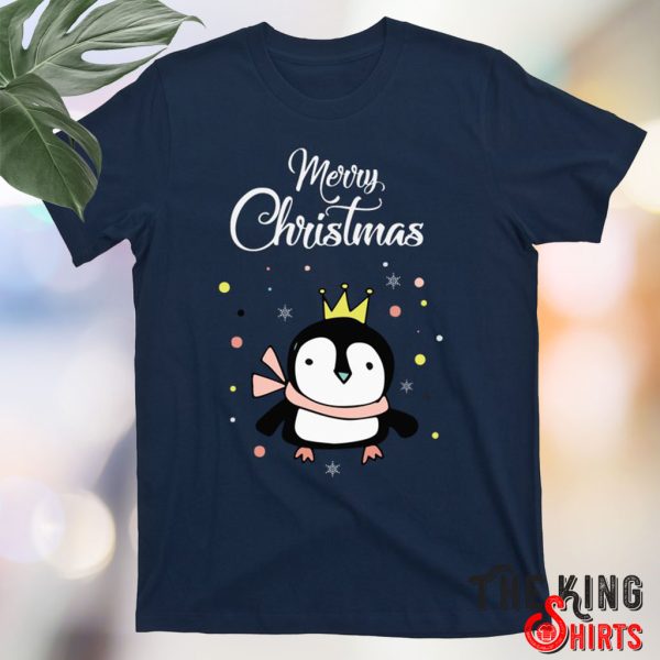 Merry Christmas T Shirt For Unisex With Penguin And Crown