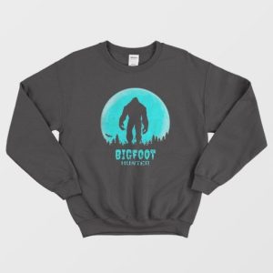 Awesome Bigfoot Hunter Sweatshirt 2