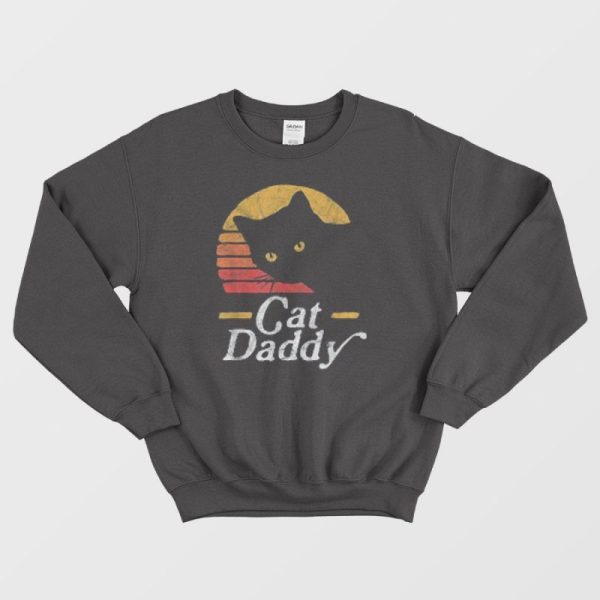 Cat Daddy Vintage Eighties Style Cat Retro Distressed Sweatshirt