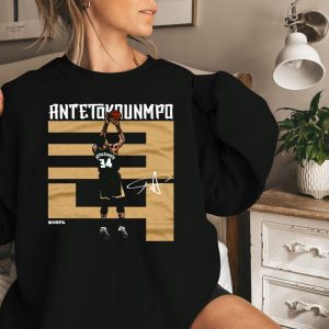 Giannis Antetokounmpo 34 Milwaukee Bucks Sweatshirt