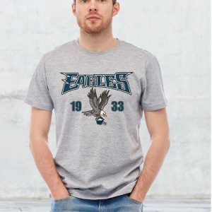 Vintage Style Philly Eagles Football Unisex Tee Shirt