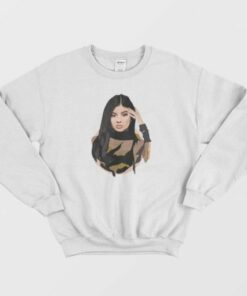 Kylie Jenner King Kylie Cartoon Sweatshirt 1 Kylie Jenner King Kylie Cartoon Sweatshirt 2
