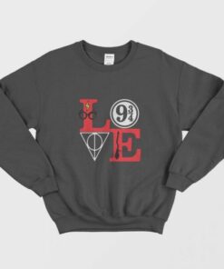 Love Magical Harry Potter Decor 9 34 Platform Sweatshirt 1