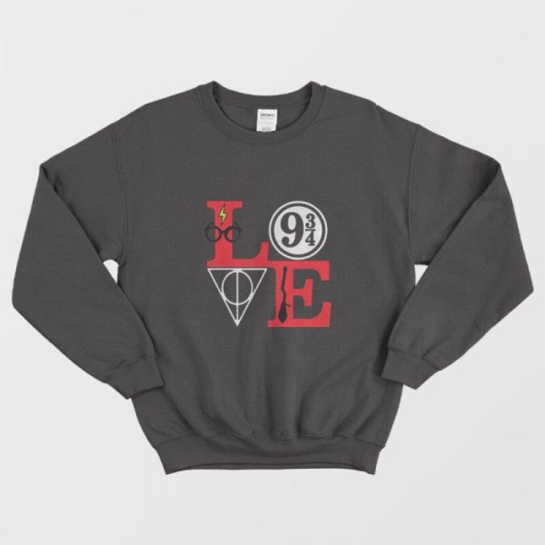 Love Magical Harry Potter Decor 9 3’4 Platform Sweatshirt