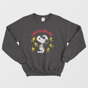 Snoopy Peanuts Chicks Dig Me Sweatshirt