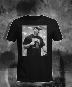 Holmes Pulling Hilarious T Shirt 1