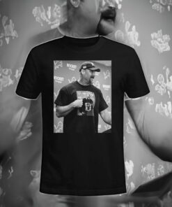 Holmes Pulling Hilarious T-Shirt 2 Holmes Pulling Hilarious T Shirt 3