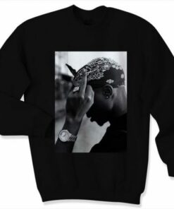Tupac Middle Finger Sweatshirt 2