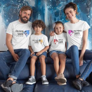 Family T-shirts Four Sharks