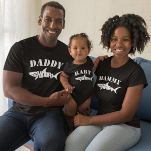 Family T-shirts with body Family Shark