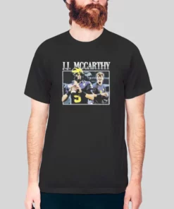 University Of Michigan Quarterback Jj Mccarthy Hoodie 1 University Of Michigan Quarterback Jj Mccarthy Hoodie 2