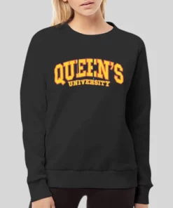 Vintage Queen's University Hoodie 3 Vintage Queens University Hoodie 4