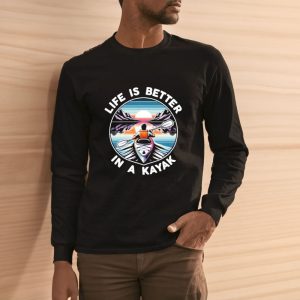 Life Is Better In A Kayak Images Vintage 2024 T-Shirt