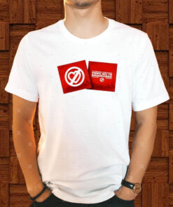 No Te Enamores Caution T Shirt 2