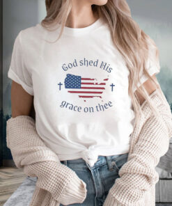 Women's God shed His grace on thee Flag Print T Shirt 1