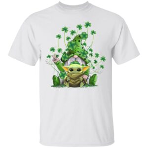 Green Gnome Hugging Baby Yoda St Patty’s Day Shirt